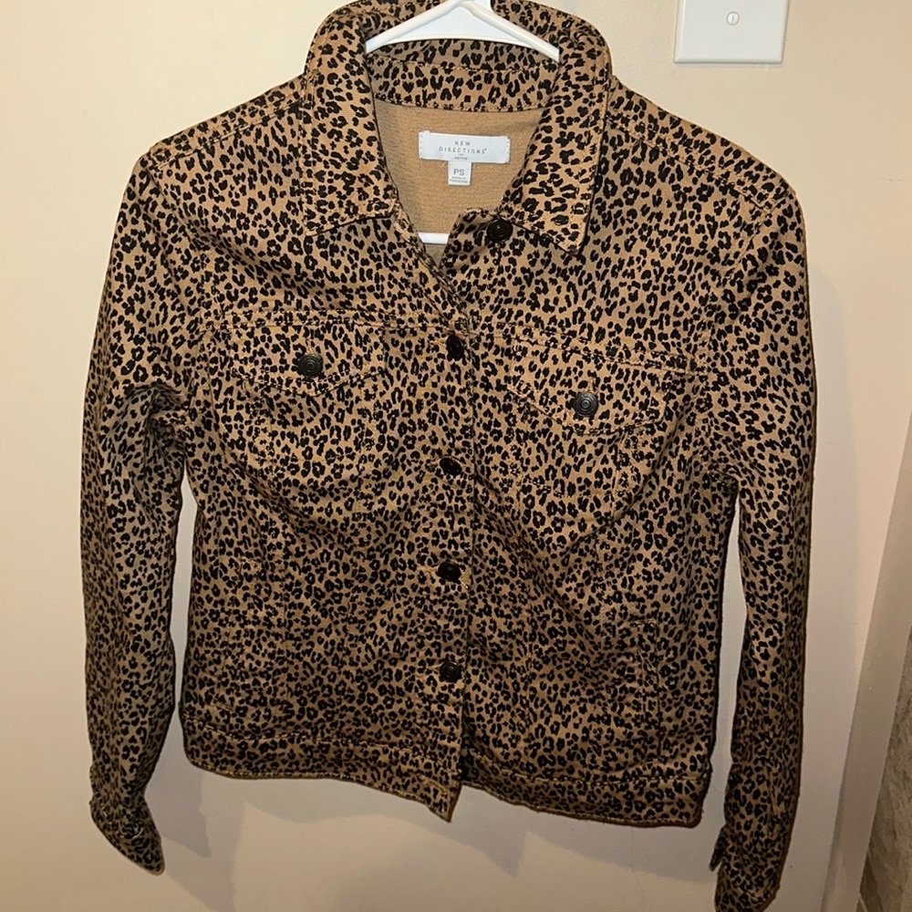Cheetah Jean Jacket
Petite small